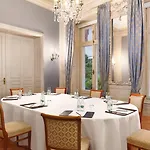 Rothschild, Autograph Collection 5* 陶努斯的孔宁斯泰因