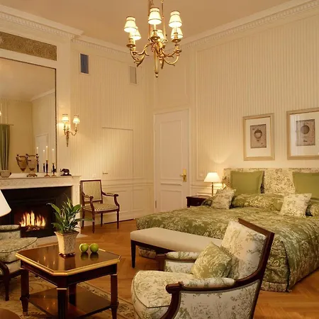 Rothschild, Autograph Collection Otel 5*