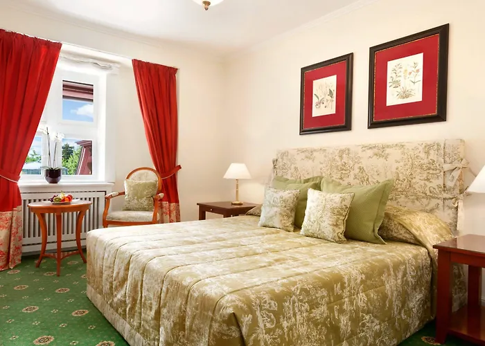 Rothschild, Autograph Collection Hotel 5*